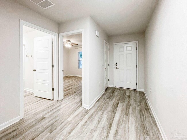 Photo - 9627 Angel Oak Dr