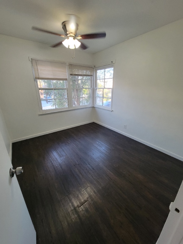 Photo - 5932 Melrose Ave Unidad 2