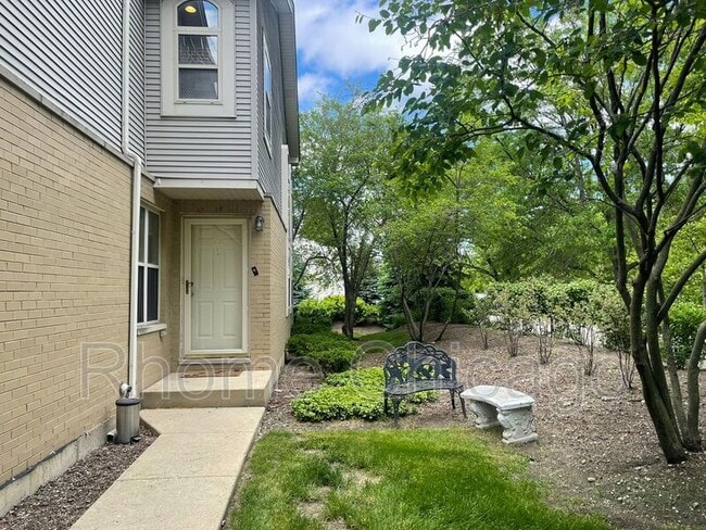 Building Photo - 1028 Silvana Ct