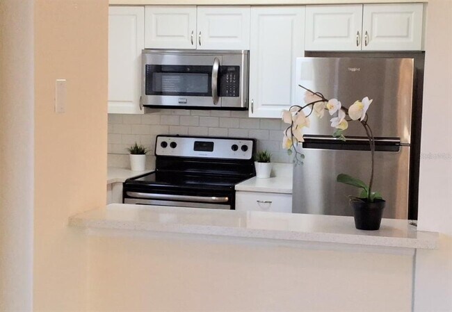 Photo - 3044 Antique Oaks Cir Unit 184