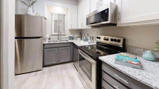 Building Photo - Berry Falls Apartments