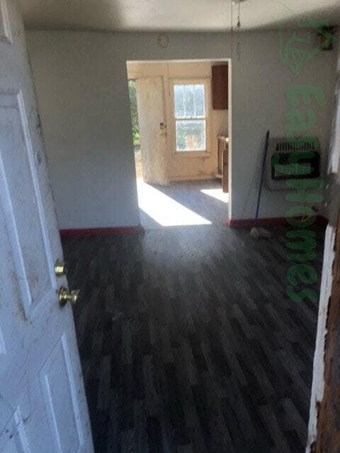 Photo - 824 S Main St