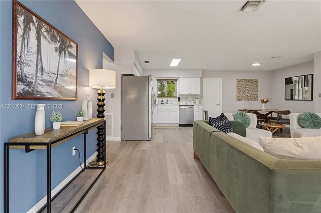 Photo - 2825 NW 9th Ave