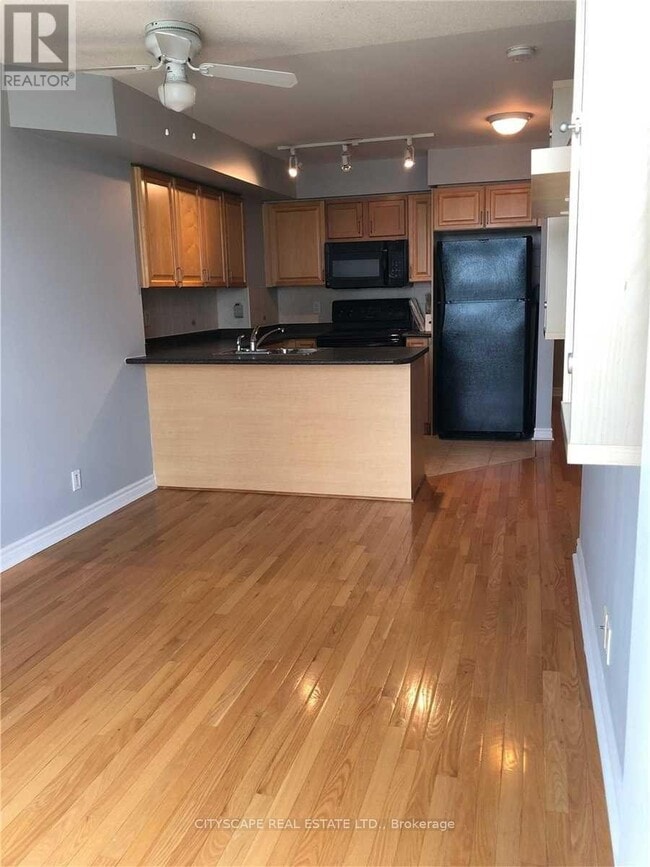 Photo - 33 Elm Dr W Unit 1502