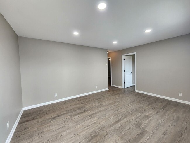 Photo - Tandy Drive Apartments Unit 145 Tandy Apt. C
