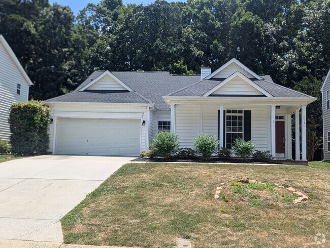 Building Photo - Four Bedroom with Fence and Cabarrus Schools Rental