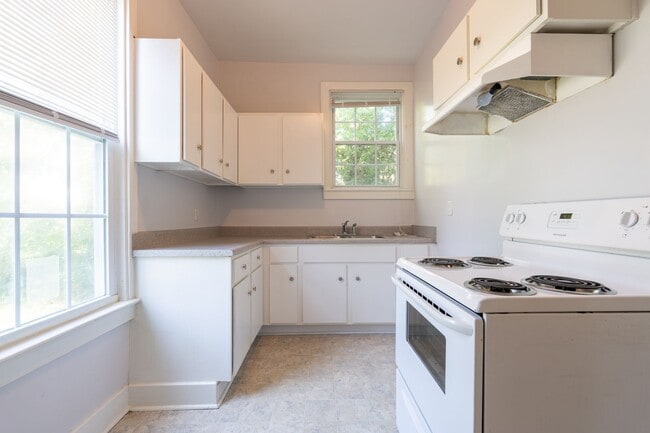 Photo - 204 Finney Ave