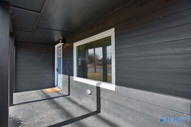 Photo - 2604 Holmes Ave NW