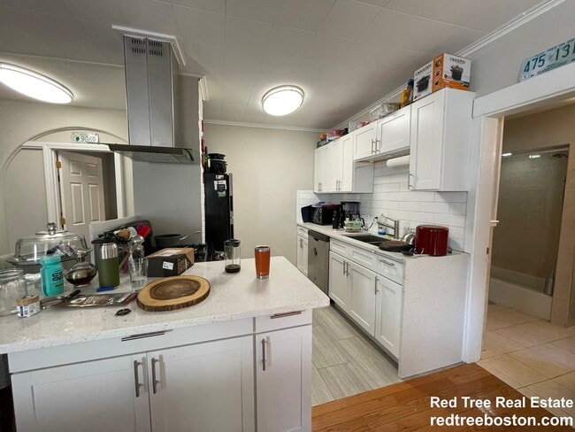 Photo - 4 Lexington St