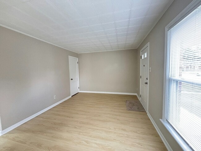 Photo - 23756 Brittany Ave