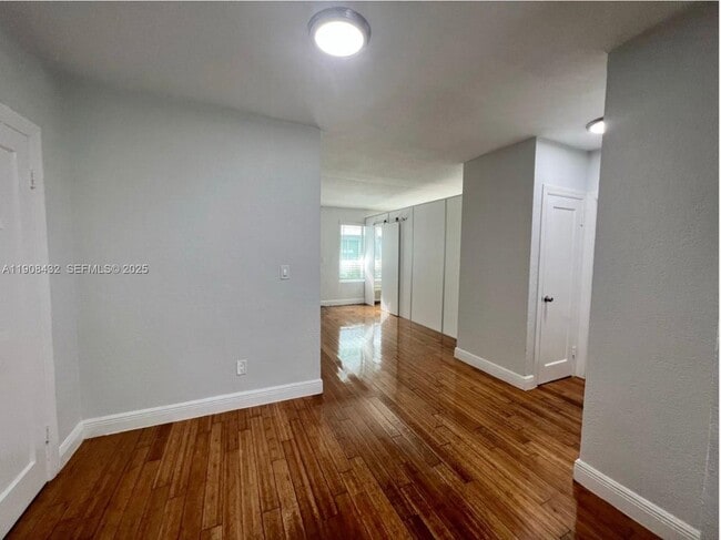 Photo - 7315 Carlyle Ave Unit 10