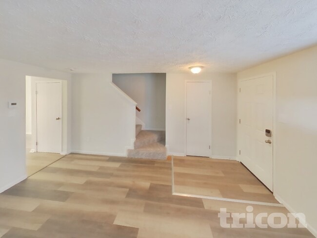 Photo - 35 Greenleaf Rd