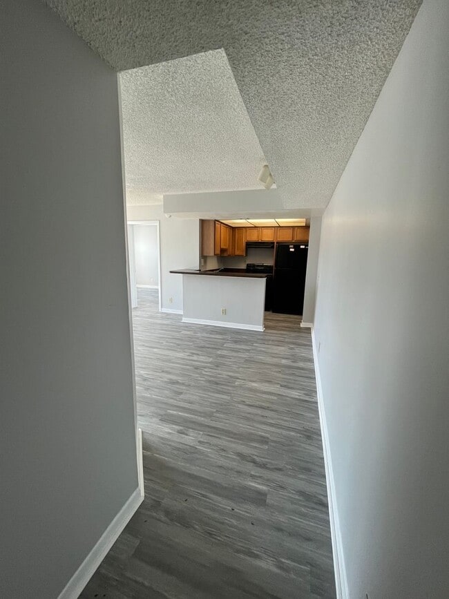 Photo - TWO BEDROOM TWO BATHROOM !! WATERFRONT COMMUNITY Unit 34