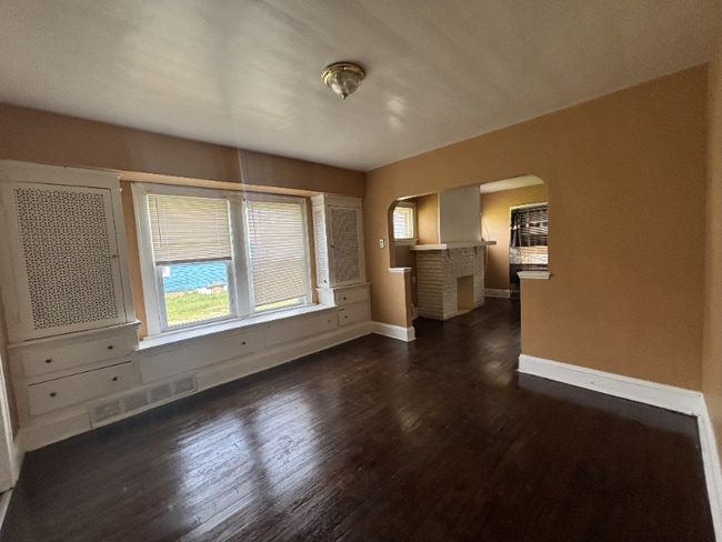 Photo - 476 E 148th St Unit 1