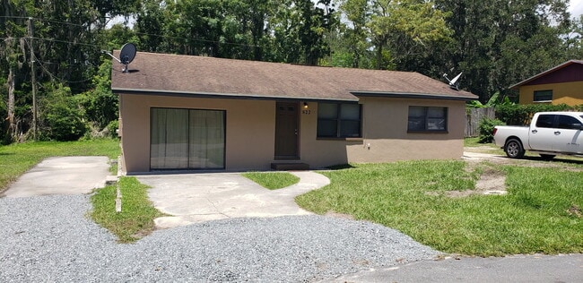 Building Photo - 822 Shayne St