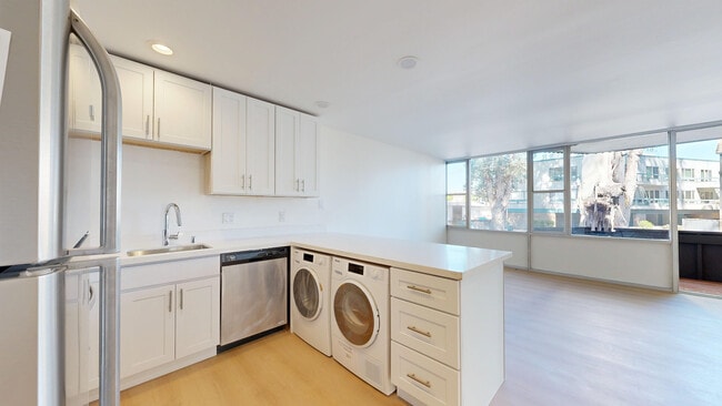 Photo - 1507 Carol-105 Unidad 105