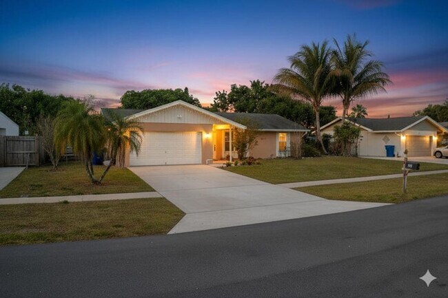 Photo - 849 Camellia Dr