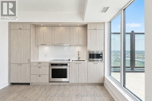 Photo - 858 Dupont St Unit 743
