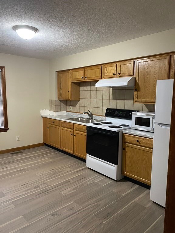 100 Springfield St Townhome Townhome Rental in Palmer MA