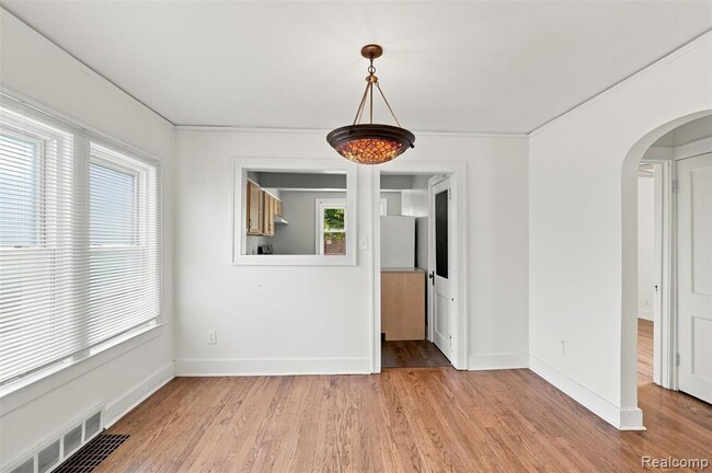 Photo - 329 Sonoma Ave