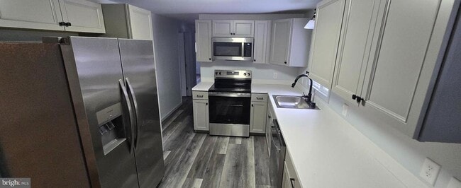 Photo - 1040 Chestnut Rd