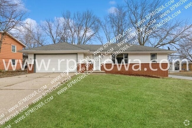 Building Photo - 1402 Linden Dr Rental