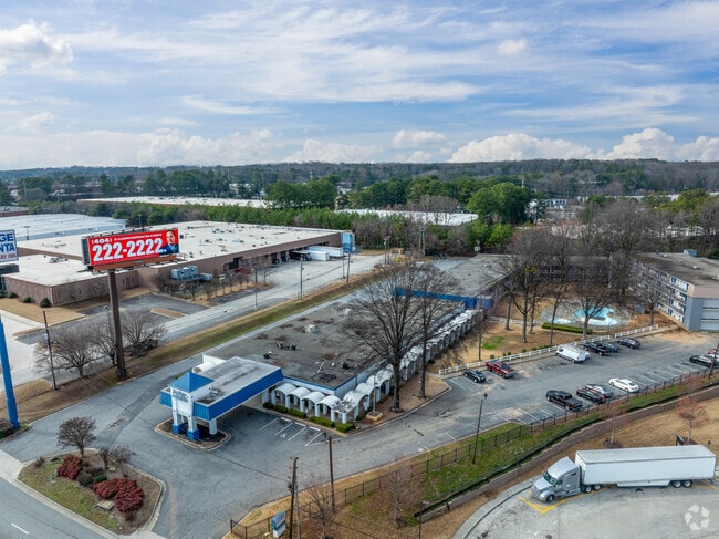 Lodge Atlanta