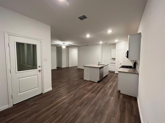 Photo - 5628 Elwood Dr