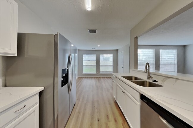 Photo - 18327 Willow Moss Dr