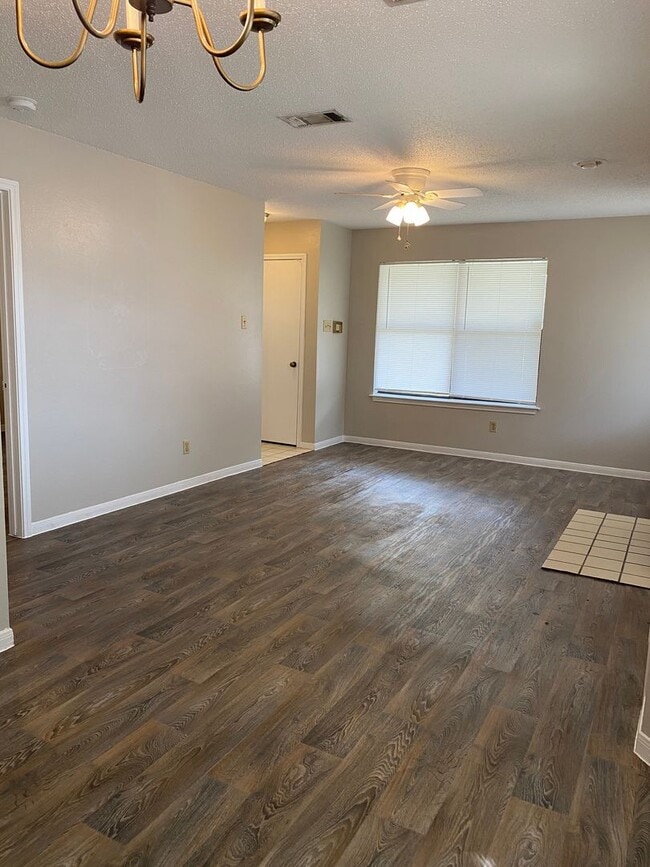 Photo - Cozy 1-Bedroom in Cambridge Village Unidad 3