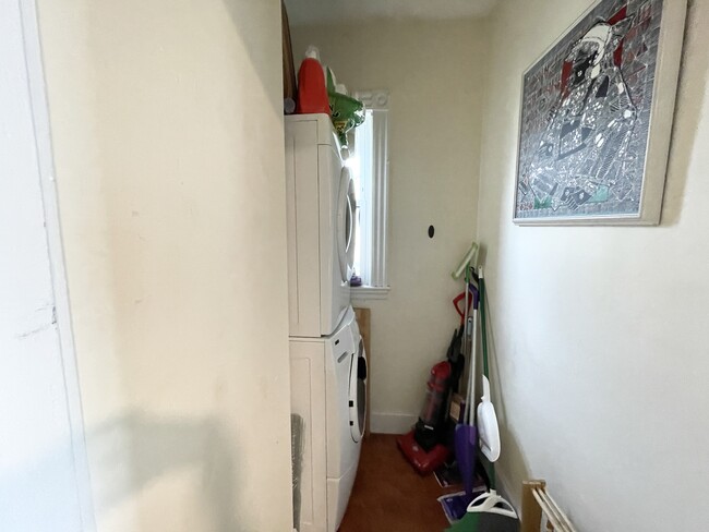 Photo - 20 Eastman St Unit 1T