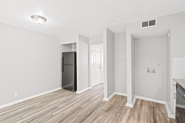 Uphill Flats- 1, 2 & 3 Bedrooms