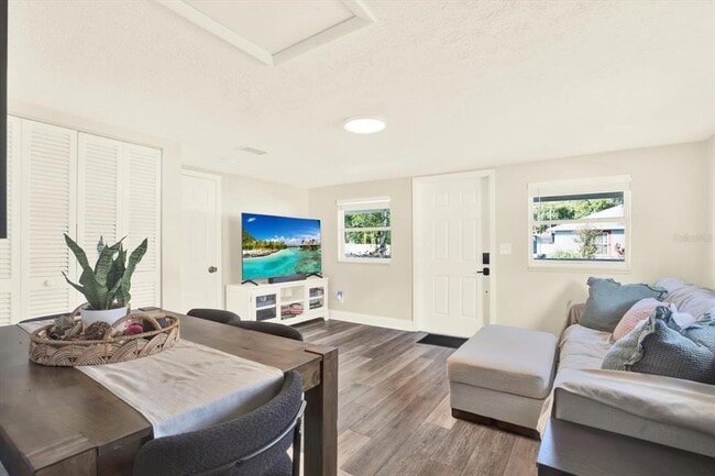 Photo - 1707 E New Orleans Ave