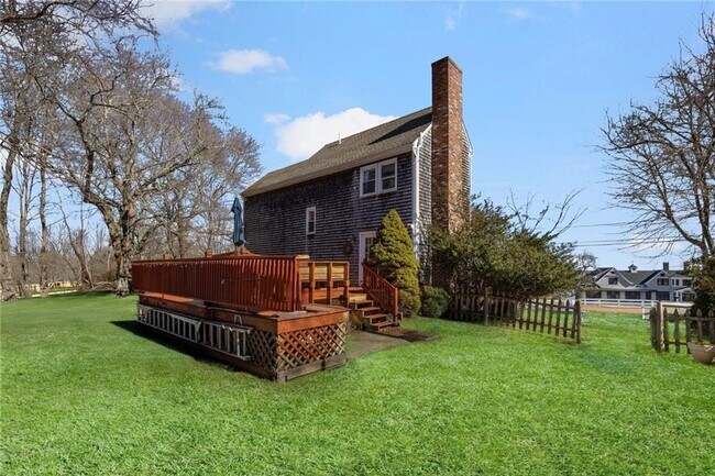 Photo - 1059 E Shore Rd