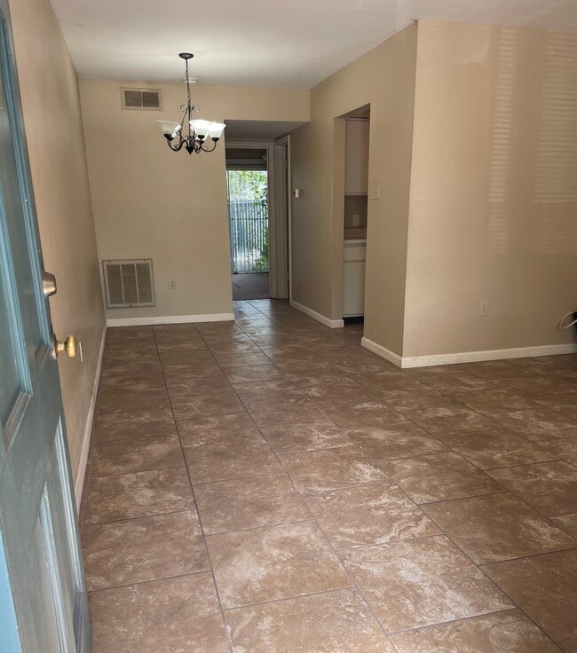 Photo - 872 Arlington Ave Unit Cabildo 1 Bed 1 Bath