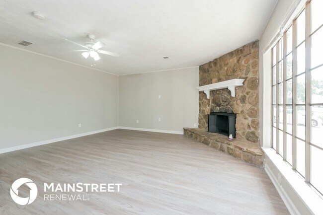 Photo - 8236 Greenmar Way