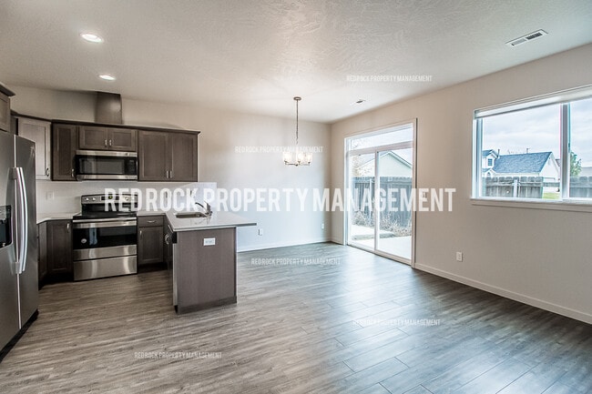 Photo - 227 S Woodlawn Rd