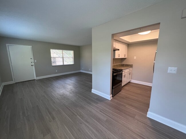 1 Bed/1 Bath - Unit 5