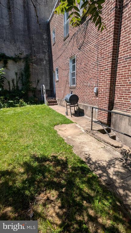 Photo - 412 E Walnut Ln Unit 1