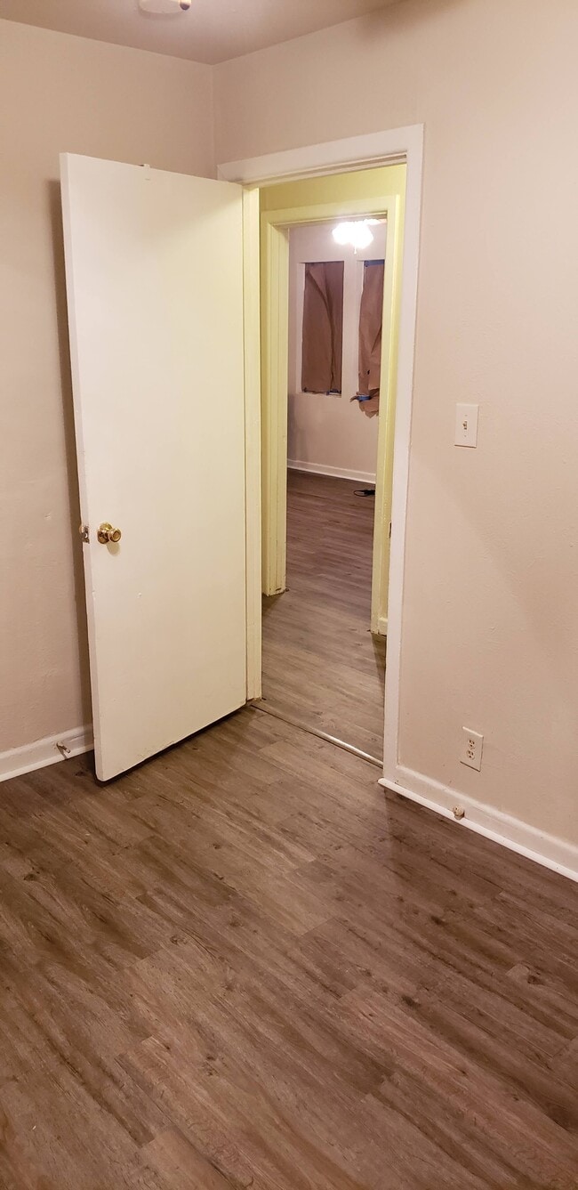 Photo - 1103 Roosevelt St