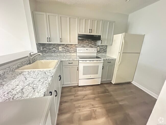 Building Photo - 3699 Broadbridge Ave Unit 116 Rental
