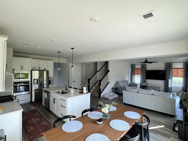 Photo - Stylish Living in Riverstone