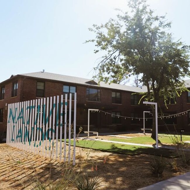 Building Photo - One Bedroom in Plaza District-$500 Off in ... Unit 1221-12 Rental