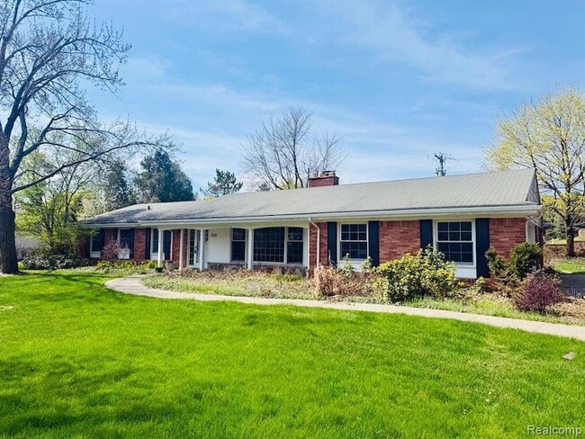 Building Photo - 5730 Burnham Rd Rental