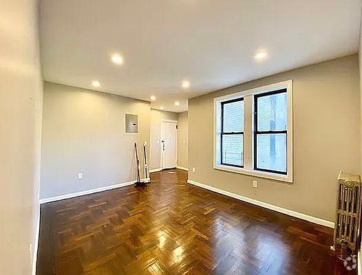 Building Photo - 2 bedroom in BRONX NY 10457 Unit B Rental