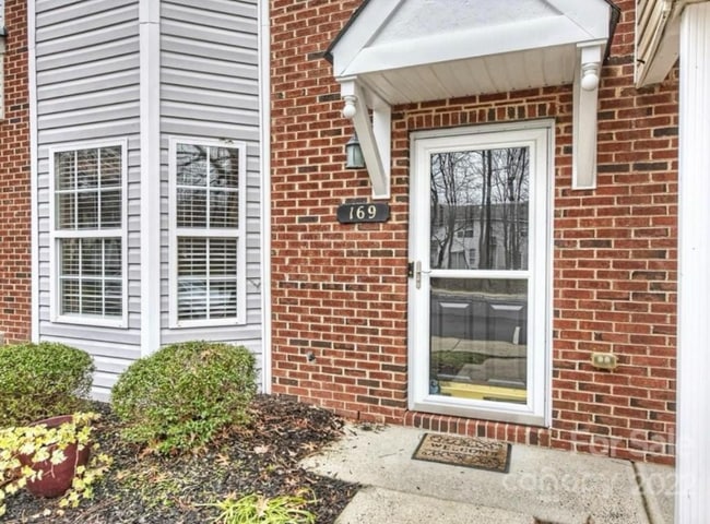 Building Photo - 169 Marquis Ct Rental