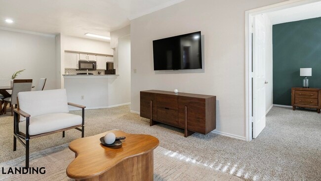 Photo - 165 Forestbrook Dr Unidad 724
