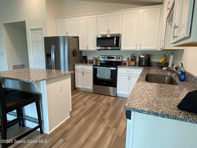 Photo - 1186 Dania Cir