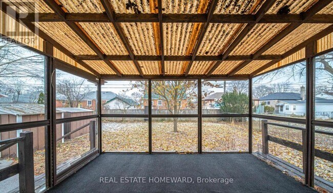 Photo - 668 Harold Dr