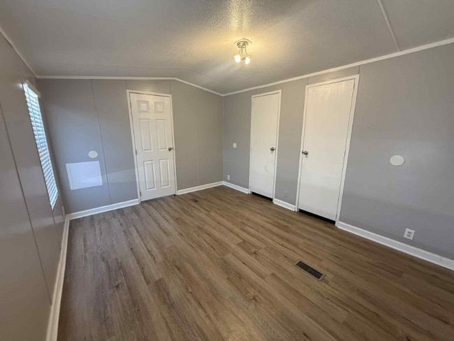 Photo - 1236 N Oaklane Rd